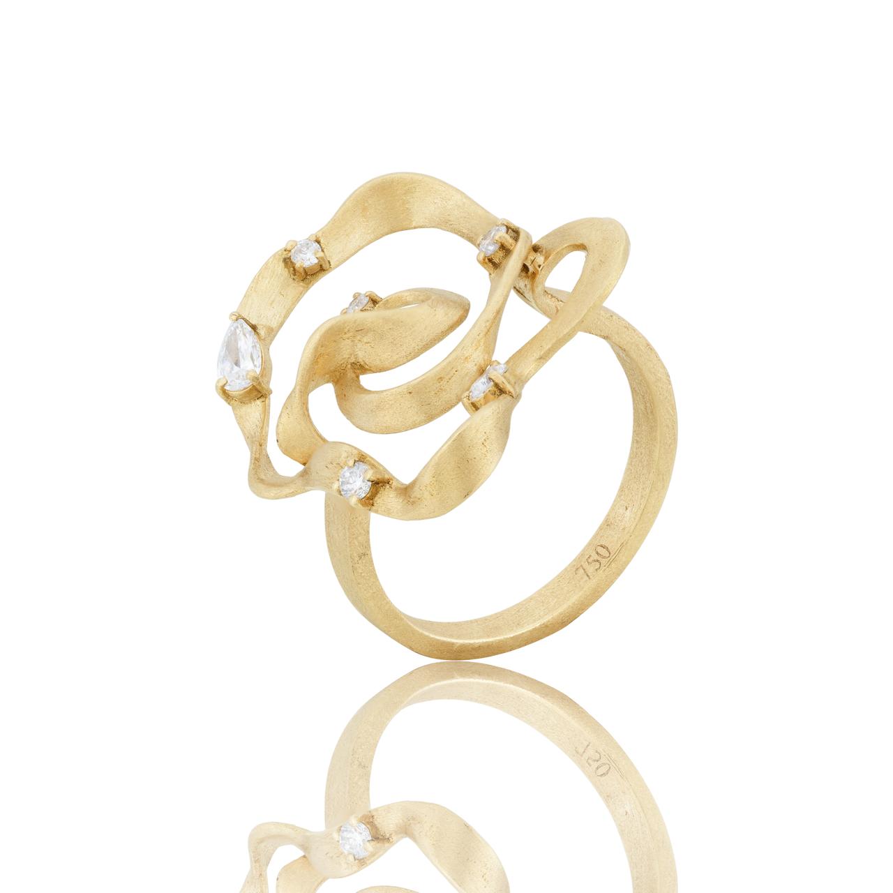 ROSETTE RING